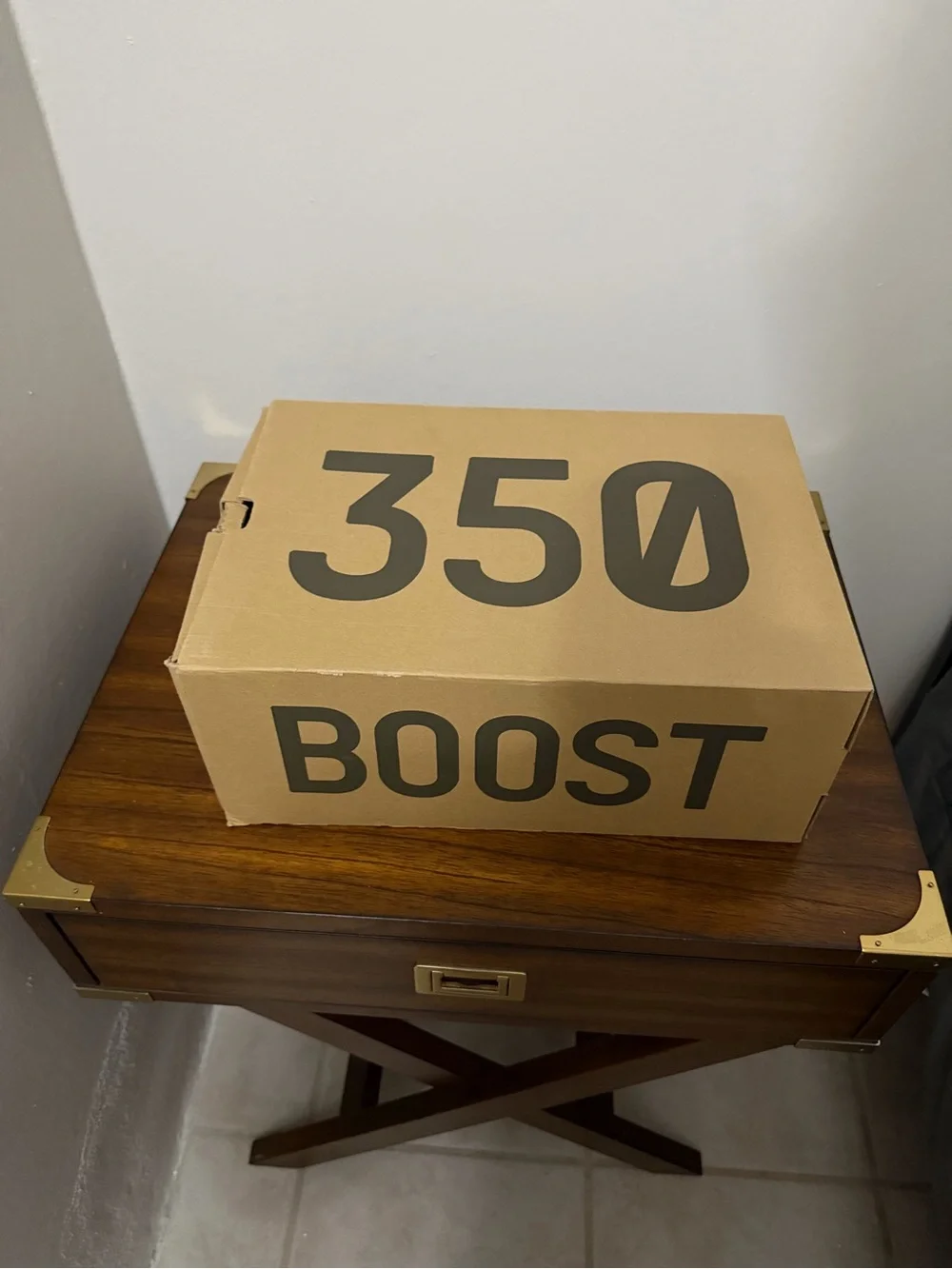 Yeezy Boost 350 V2 slate with Black Stripe
